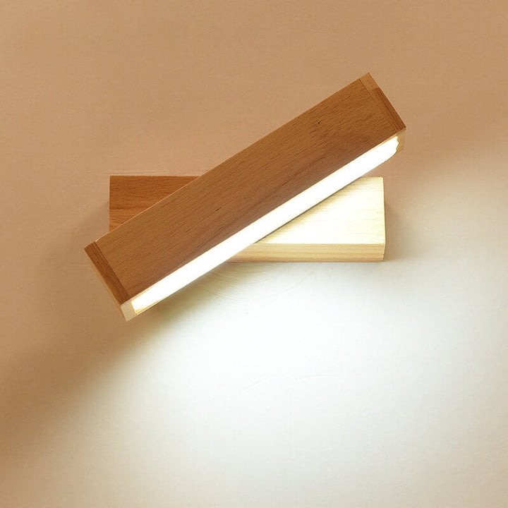 EcoWood - Schwenkbare LED-Wandleuchte aus Holz mit modernem Design