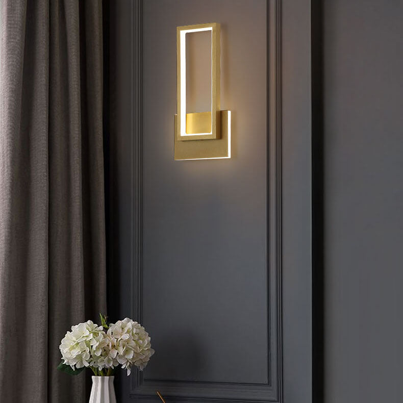 LumiDazzle - Elegante LED-Wandleuchte aus Gold mit minimalistischem Design