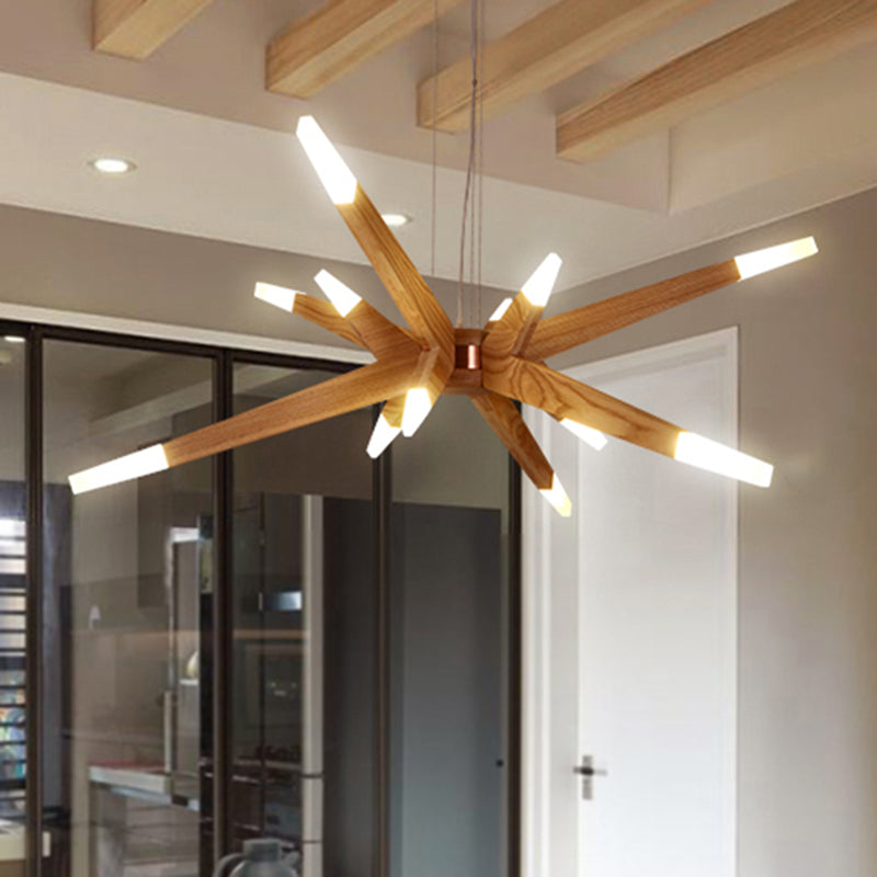 Eleganter LightWood-Kronleuchter – Holz trifft moderne LED-Technologie