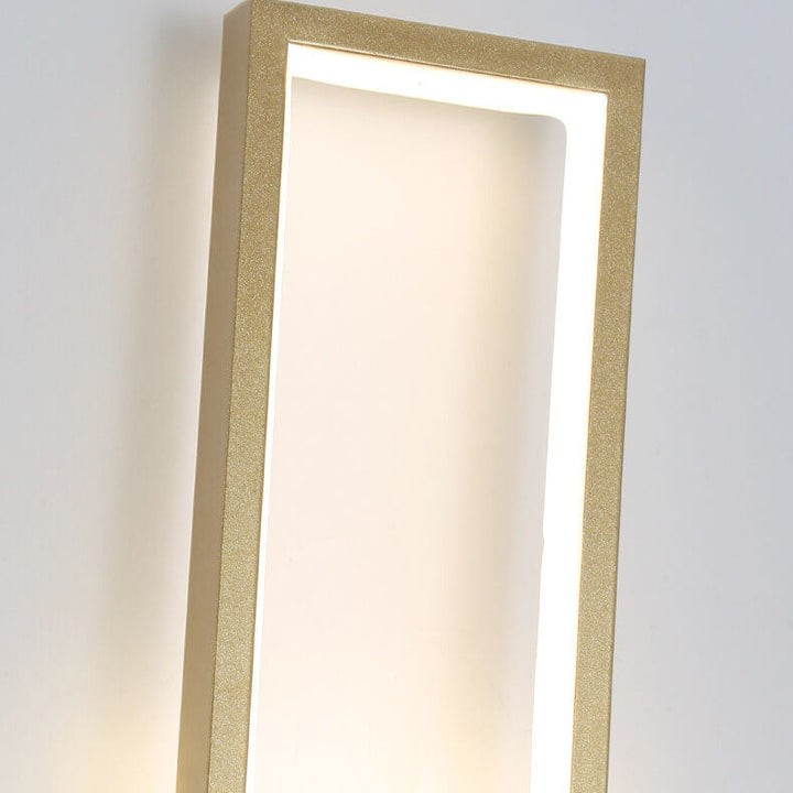 LumiDazzle - Elegante LED-Wandleuchte aus Gold mit minimalistischem Design