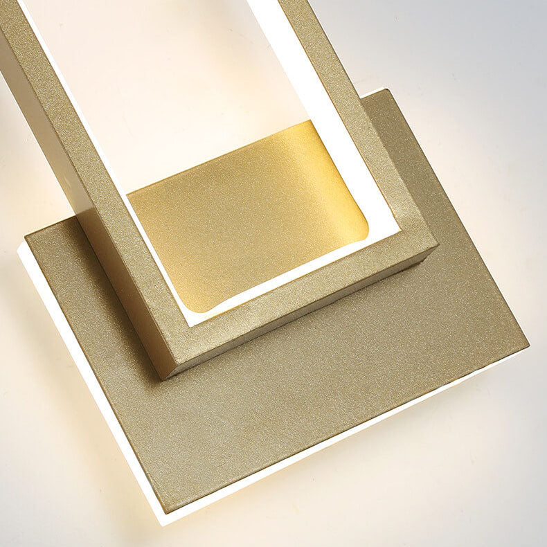 LumiDazzle - Elegante LED-Wandleuchte aus Gold mit minimalistischem Design