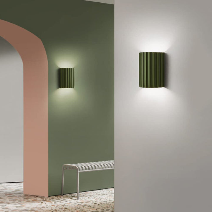 Luminara Curve - Elegante Halbrunde Wandbeleuchtung