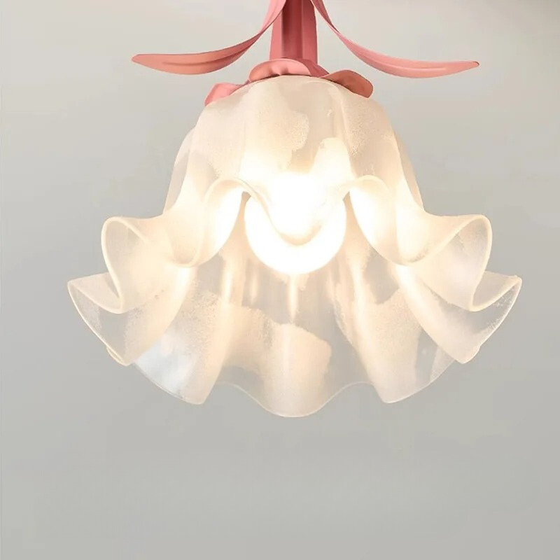 Stilvolle Deckenlampe mit Blumenmuster für Wohnzimmer und Schlafzimmer - Elegante Deckenleuchte in Weiß mit Goldakzenten-6