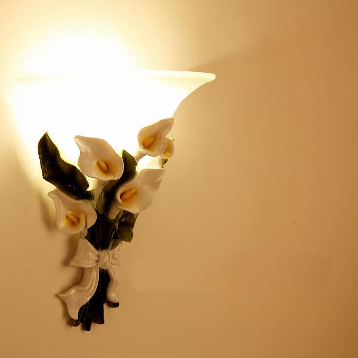 FloraLicht - Wandlampe mit Blumenstrauch-Design und LED-Beleuchtung