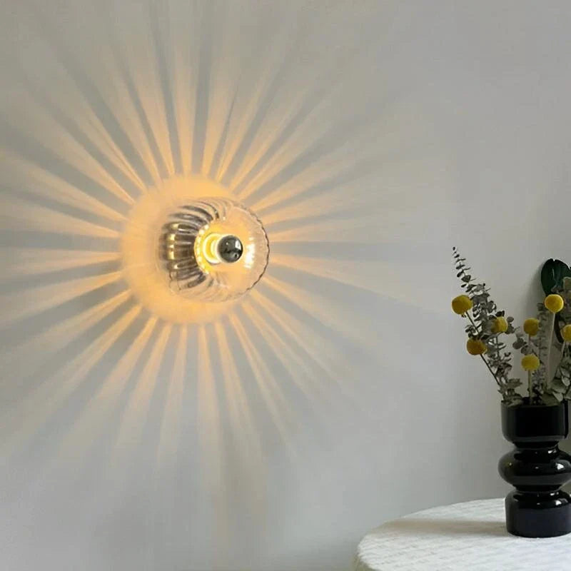 https://cdn.shopify.com/s/files/1/0893/2147/2347/files/Credom-ScandiGlow-Wandlamp-Scandinavische-Stijl-7.webp?v=1740498500