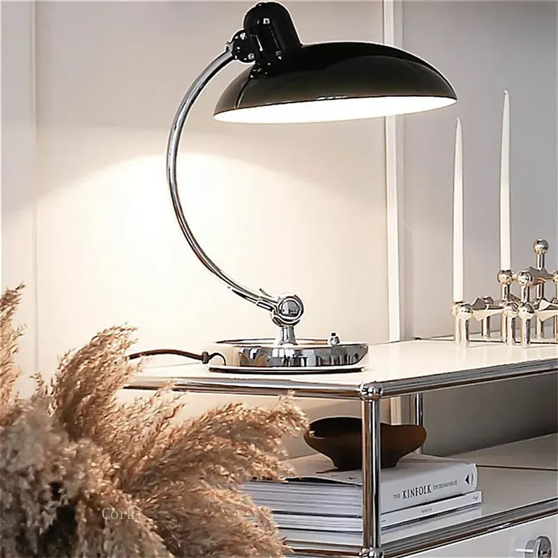 Dänische Tischlampe im Skandinavischen Design – Retro Metall-Tischleuchte mit Warmem LED-Licht für Wohnzimmer und Nachttisch-2