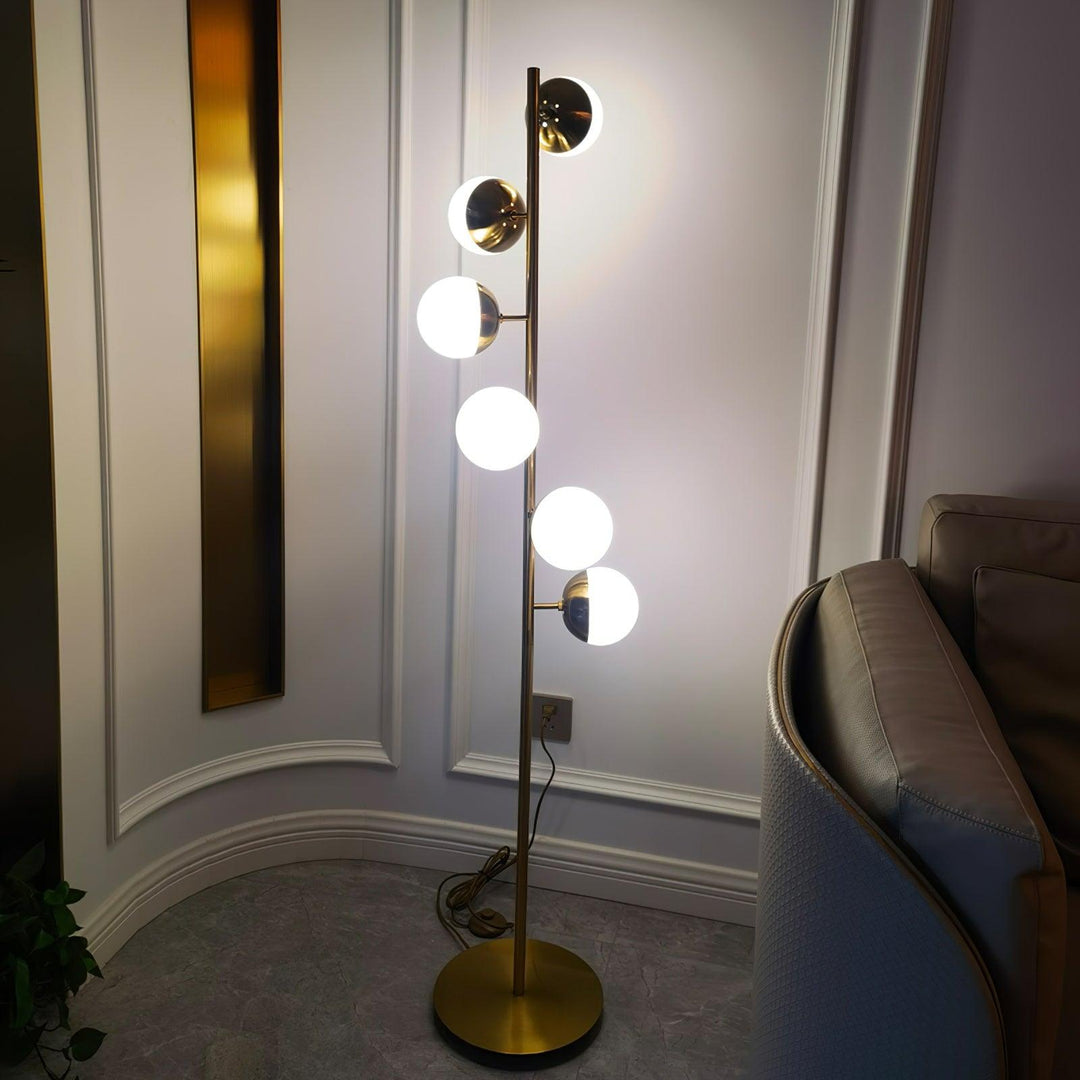 DopplerGlow – Elegante LED Baumlampe