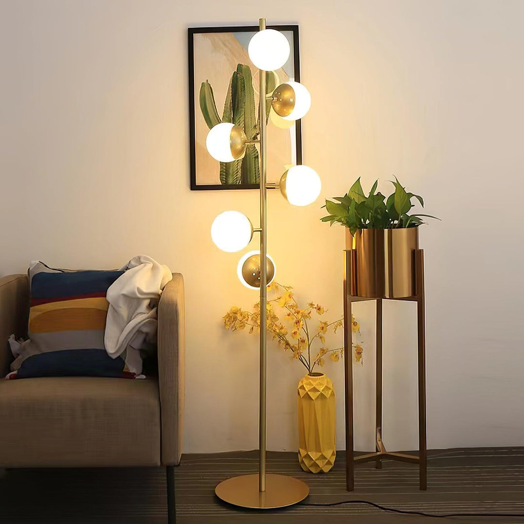 Elegante LED Stehlampe im Mid-Century-Design mit Gold Akzenten für Wohnzimmer - Stabile Glasstehleuchte-2