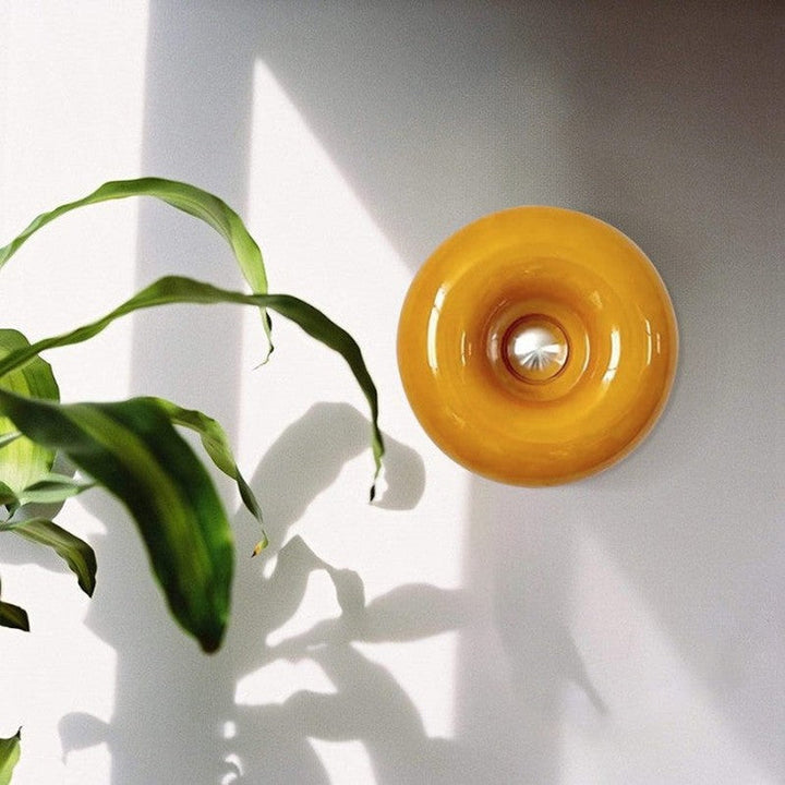 Moderne LED Wandleuchte im Donut-Design, Dimmbar, Glas und Metall, Ø30 cm, Vielseitig als Wandleuchte oder Tischlampe nutzbar-6