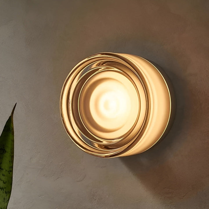 Moderne LED Wandleuchte aus Eisen und Glas - Elegante Wandlampe für Wohnzimmer, Schlafzimmer und Flur-1