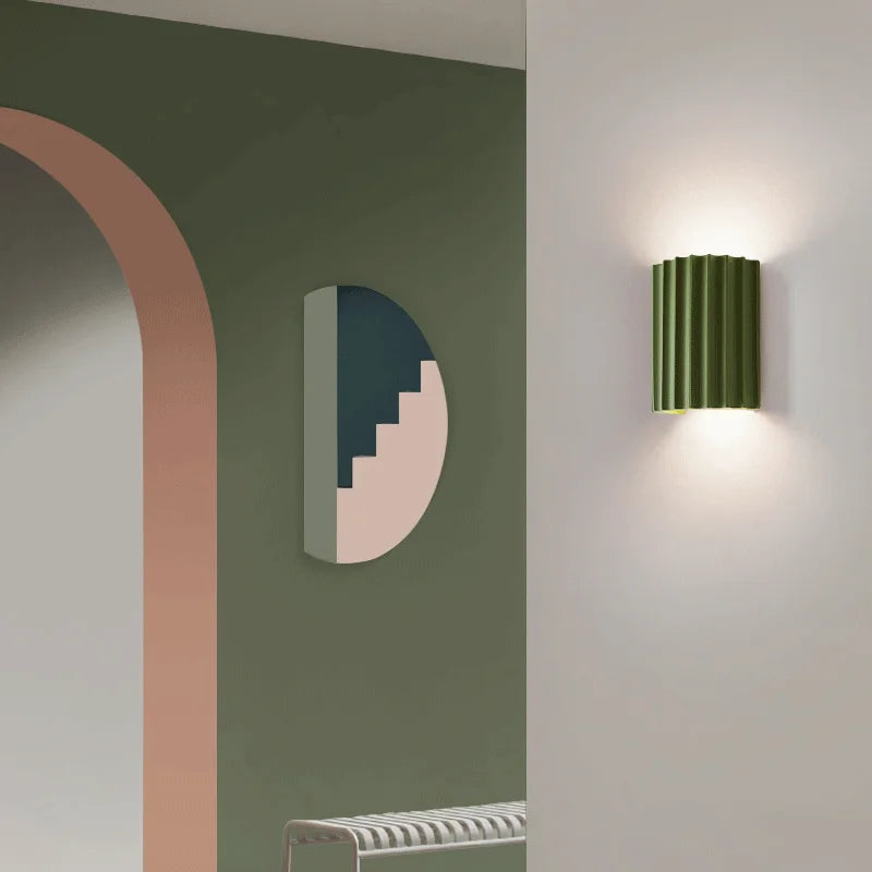 Dimmbare Wandlampe Schwarz aus Kunstharz mit LED-Beleuchtung und Schalter – Moderne Wandleuchte für Innenräume-3