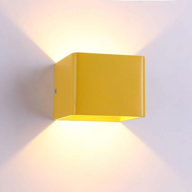 Variant image for Moderne LED-Wandleuchte in Silber, Quadratisch, 10W, 800 Lumen, Energiesparend, Ideal für Wohnzimmer und Flure, Wandlampe Innen-9