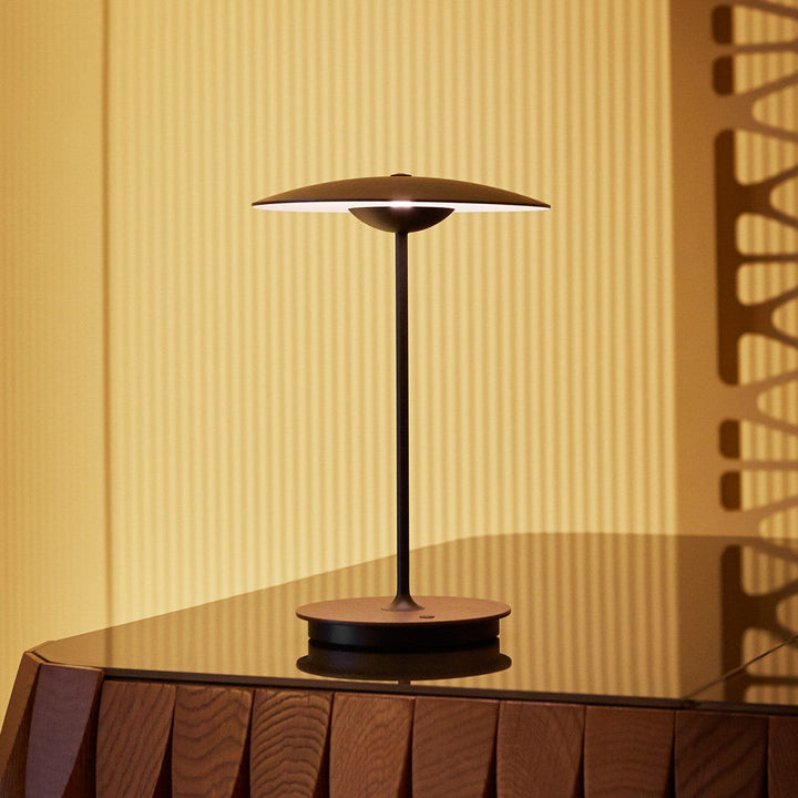 Moderne LED-Tischlampe aus Metall mit Druckknopfschalter und 3 Farbtemperaturen für stilvolles Ambiente-2