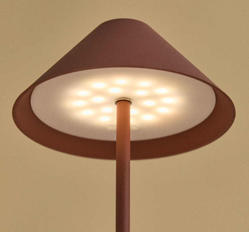 Kabellose Tischlampe mit Touch-Steuerung - Wetterfest, Minimalistisch und Tragbar für Innen und Außen 3