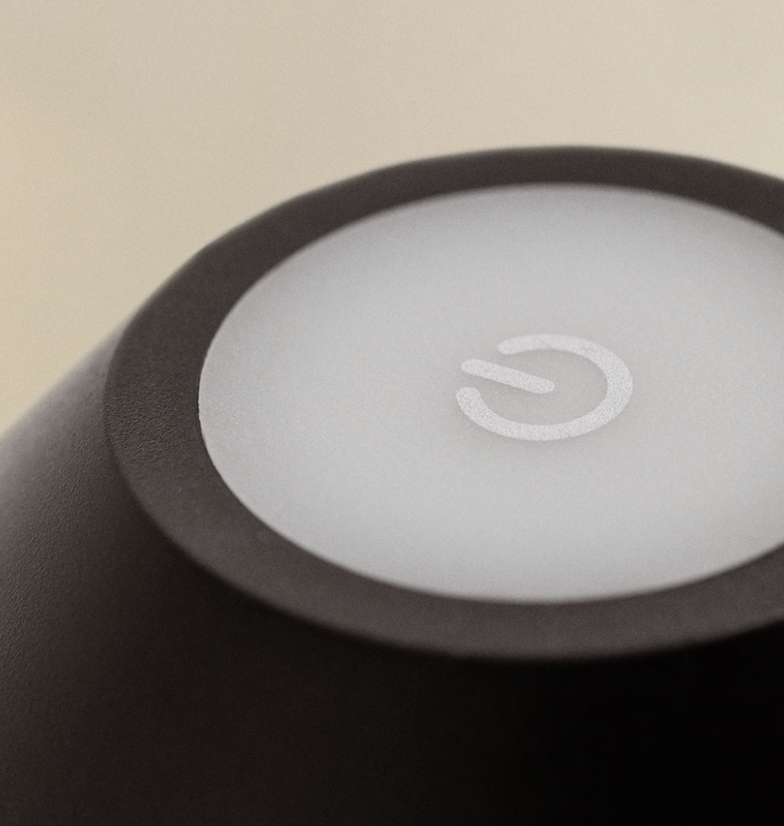 Kabellose Tischlampe mit Touch-Steuerung - Wetterfest, Minimalistisch und Tragbar für Innen und Außen 5