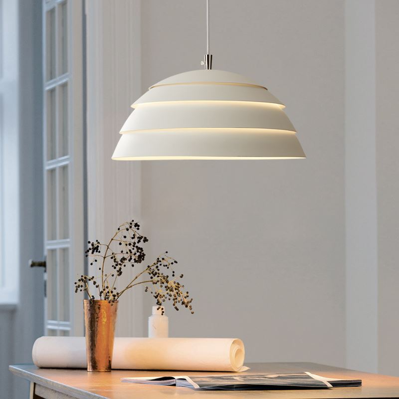 Elegante Domeo-Lampe - LED-Hängelicht für moderne Räume