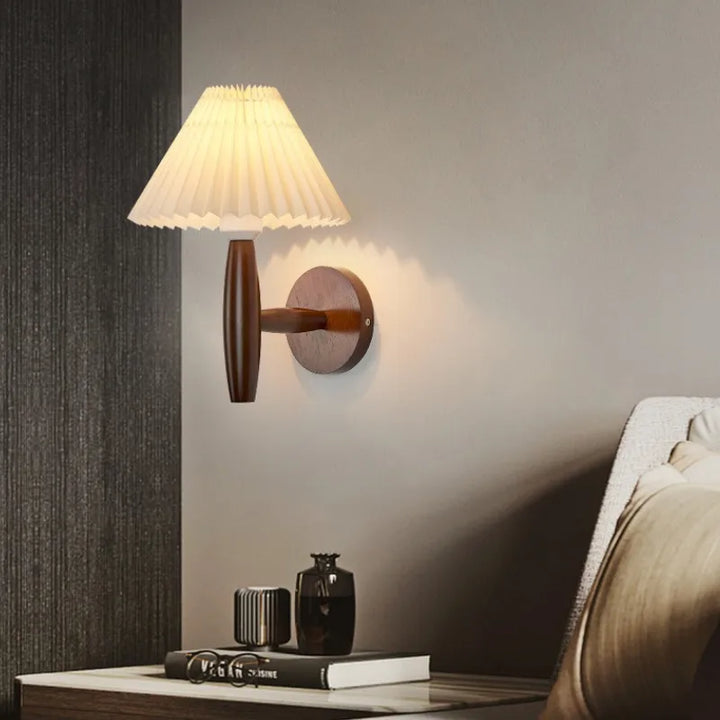 Variant image for Moderne LED Wandleuchte aus Holz - 20 cm, warmweiß, für gemütliche Atmosphäre in Innenräumen-2
