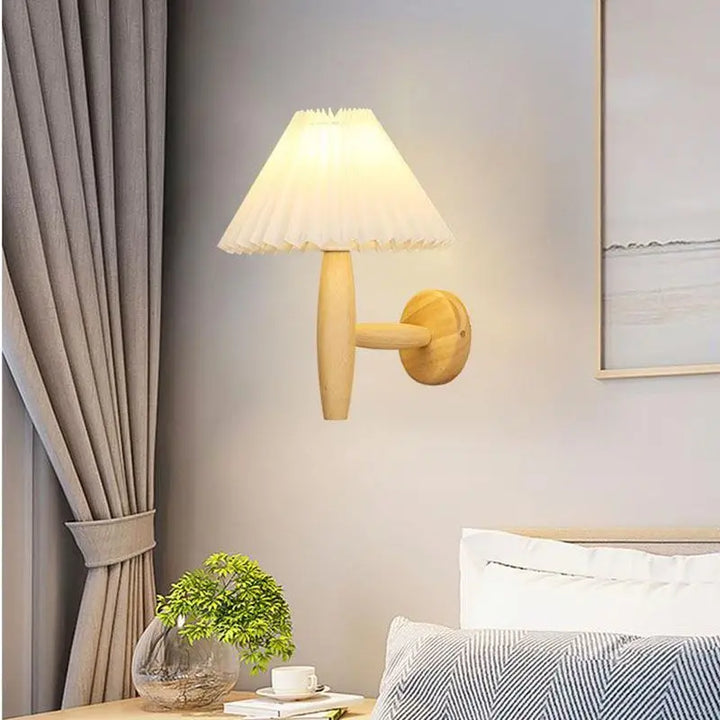 Moderne LED Wandleuchte aus Holz - 20 cm, warmweiß, für gemütliche Atmosphäre in Innenräumen-1