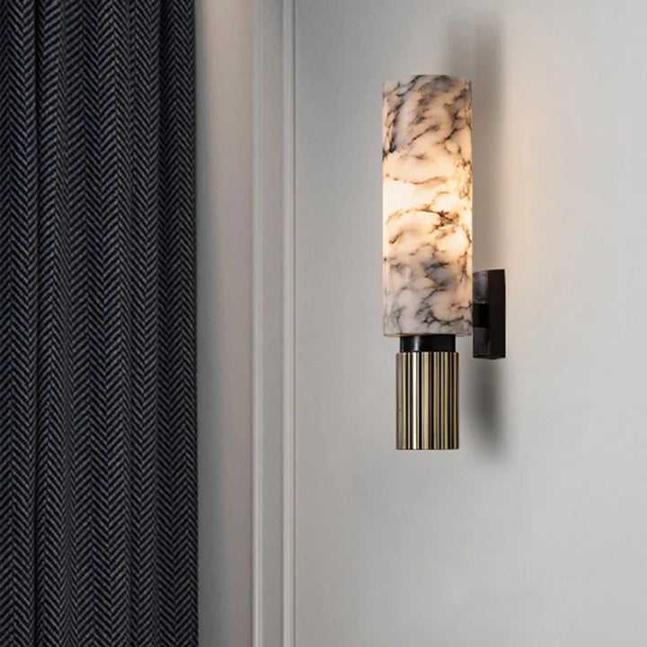 Elegante Wandleuchte aus Marmor mit diffuser Beleuchtung - Luxuriöse Wandlampe für modernes Interieur, 34 cm hoch-5