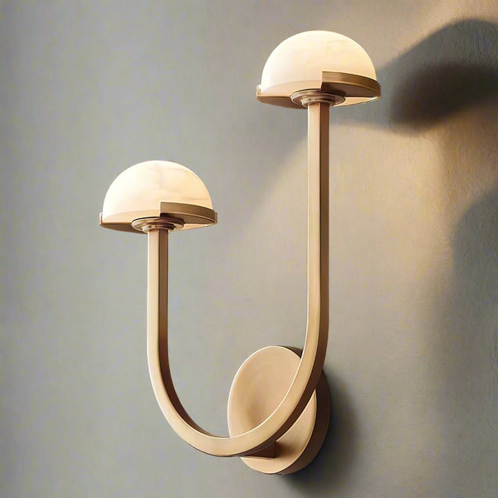 MushroomGlow - Alabaster-Wandleuchte für organisches Design