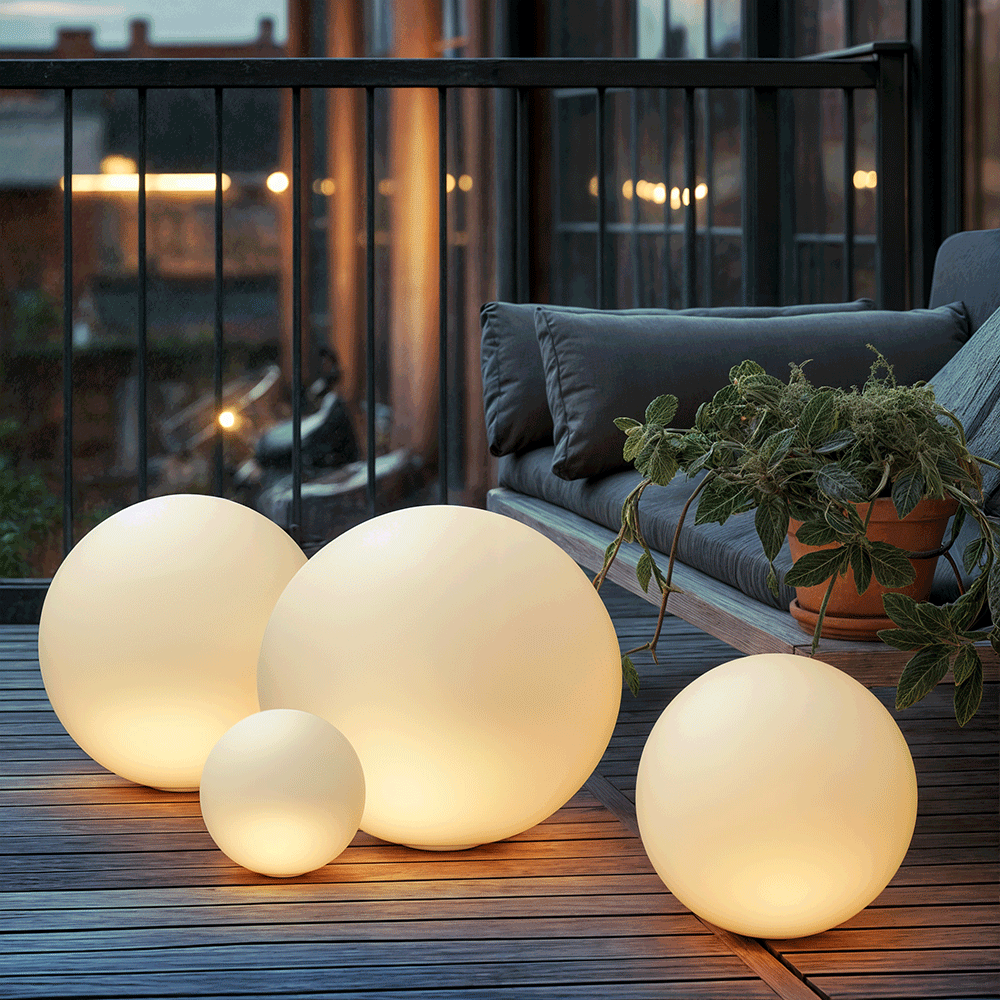 Moderne Wetterfeste LED-Gartenlampe Kugelform mit RGB-Farben und Fernbedienung - Ideal für Garten und Terrasse-4
