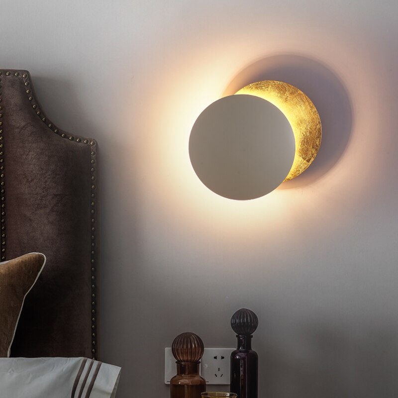 EclipseLampe - Wandbeleuchtung im Sonnenfinsternis-Design