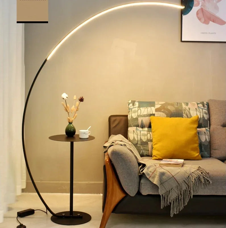 Moderne LED-Stehlampe Bogenlampe im Minimalistischen Design für Wohnzimmer – Schwarz und Gold, 150 cm, Energieeffizient-1