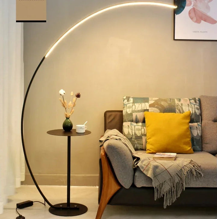 Moderne LED-Stehlampe Bogenlampe im Minimalistischen Design für Wohnzimmer – Schwarz und Gold, 150 cm, Energieeffizient-1