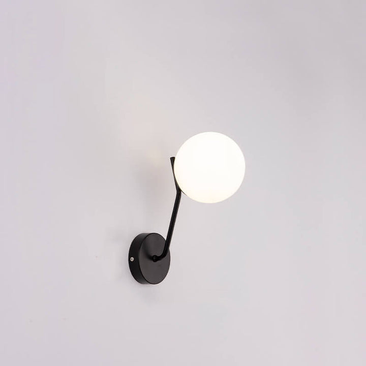 LumiArt - Wandlampe im modernen Design mit gläsernem Kugelschirm