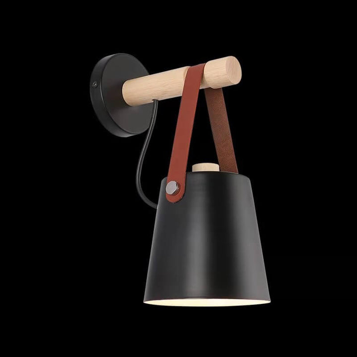 HoutArm - Wandlampe mit Eisenlampenschirm und Holzarm