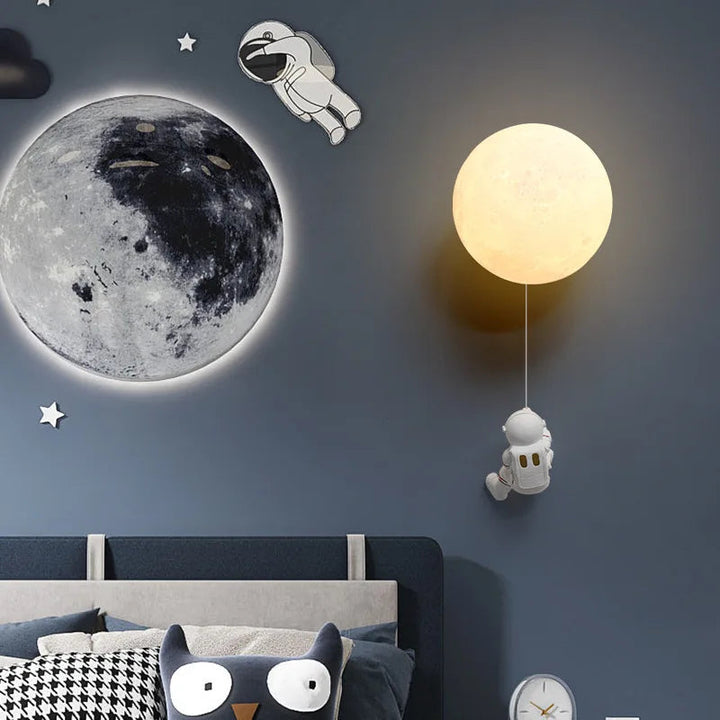 Wandleuchte Astronaut mit LED für Kinderzimmer - Magisches Monddesign 3