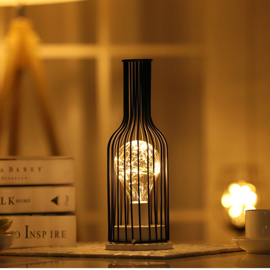 Eva Luxe NoirLume Tischlampe – Elegante Beleuchtung für Ihr Zuhause