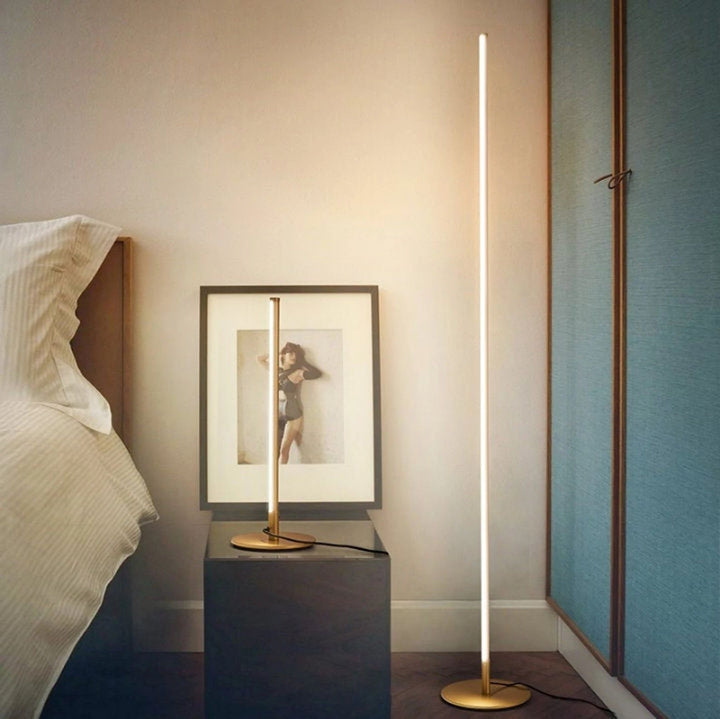 Variant image for Elegante Stehlampe Schwarz mit Integriertem LED-Licht – Modernes Design für Wohnzimmer und Stilvolle Räume-3