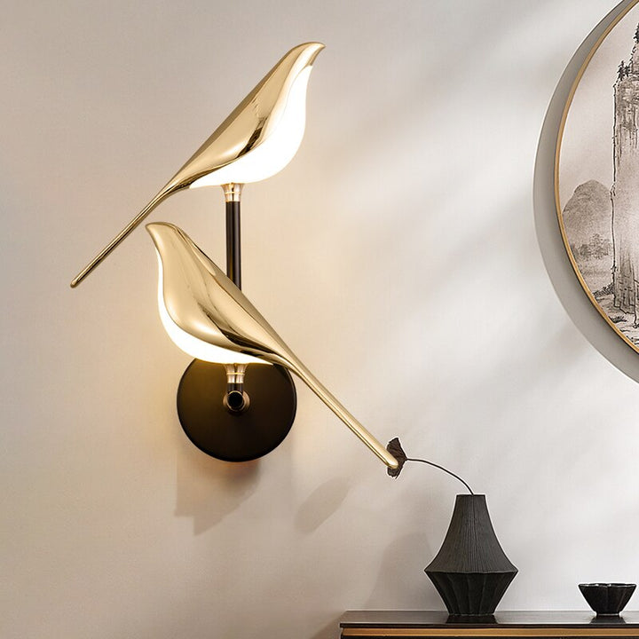 LumiVogel - Moderne Wandlampe im Vogeldesign für ein zauberhaftes Ambiente