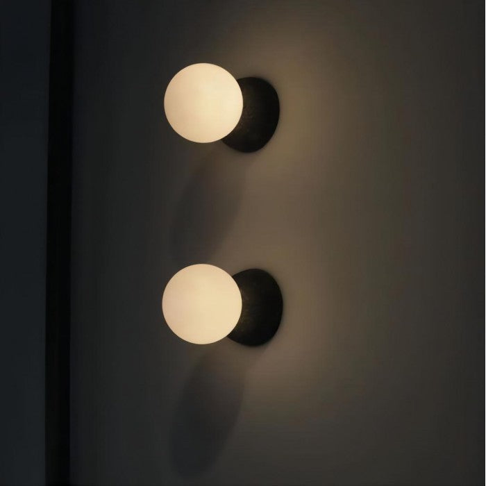 Betonlampe Origo: Robustes und minimalistisches Design für moderne Räume