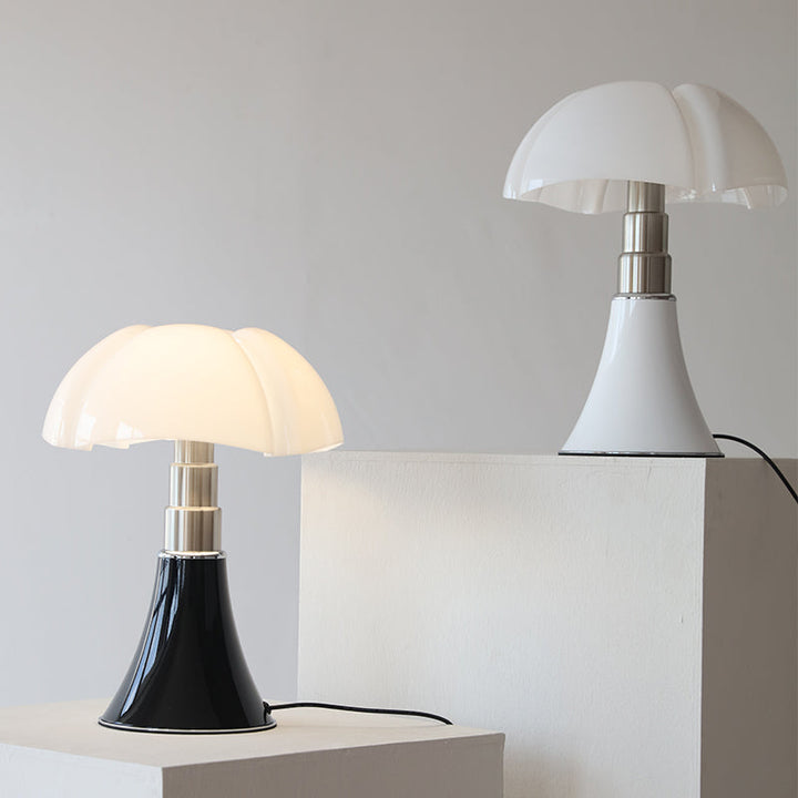 Elegante LED Stehlampe im Retro-Design für Wohnzimmer und Schlafzimmer - Energieeffiziente Bogenlampe mit 10W Lichtquelle-2