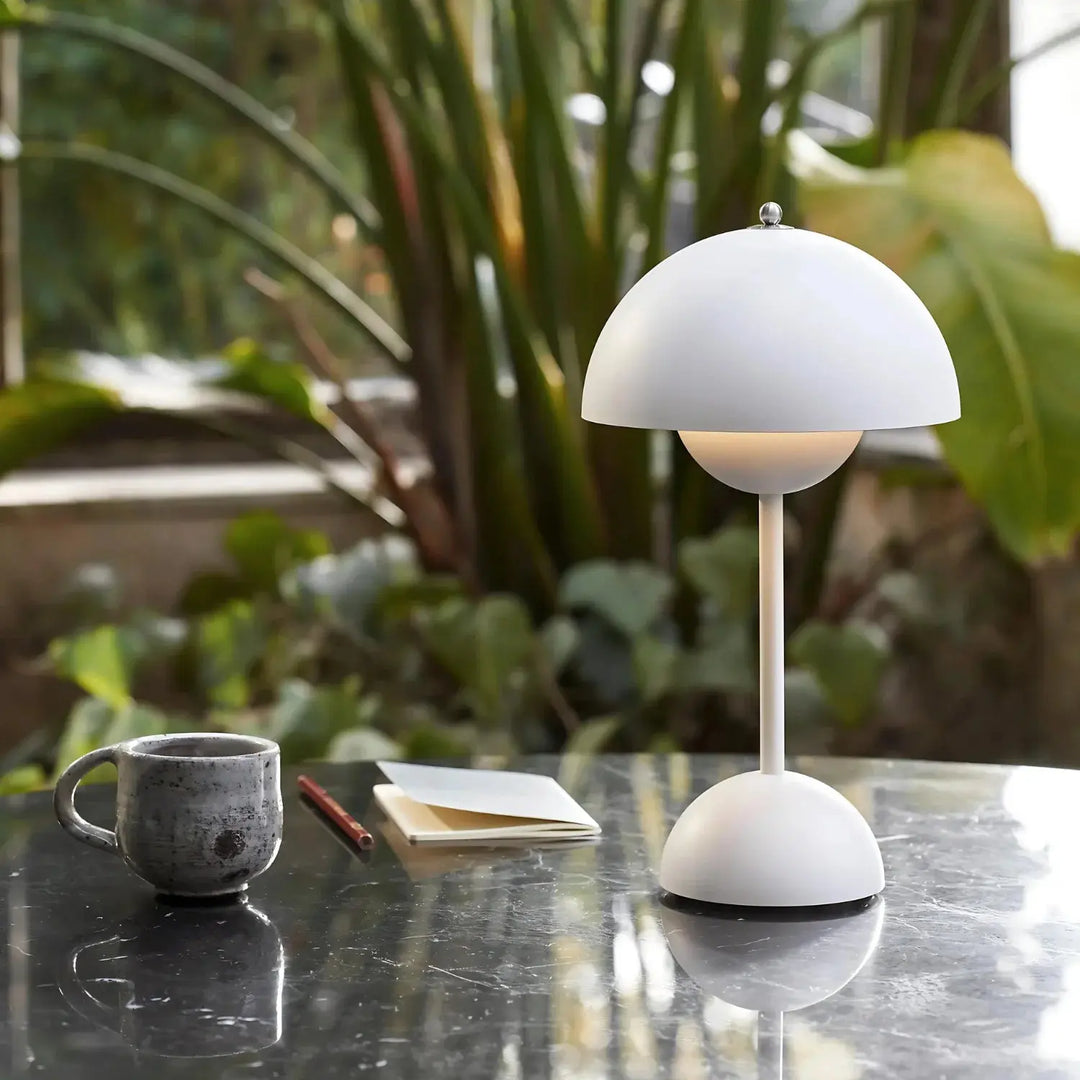 Elegante Dimmbare Tischlampe aus Edelstahl - Minimalistische LED Tischleuchte für Wohn- und Büroräume, Ø 16 cm, H 29,5 cm-6
